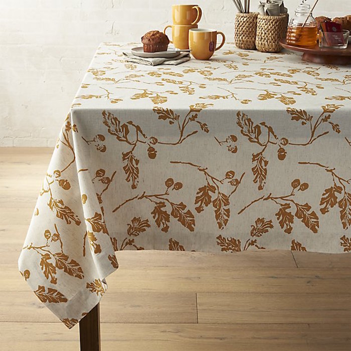 acorn-tablecloth
